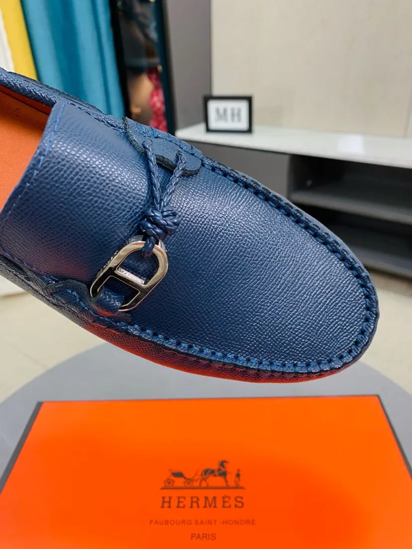 Men's men's shoes 💰458🌹🌹 Comes with packaging [Hermès] Hermès 🚹 Men's new bean slip-on shoes, full of charm, luxury style gentleman's shoes. Hermès exquisite hardware buckle accessories (❌refuse to fade) embossed design elements... interpret the brand image design concept 👑 Material imported cowhide ➕ Selected genuine leather lining ➕ Brand wear-resistant sole stitching 🔍🔍 Size: 38-44